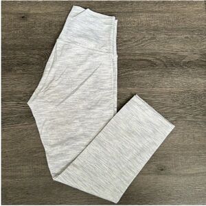 NWOT - Lululemon Wunder Under 21”